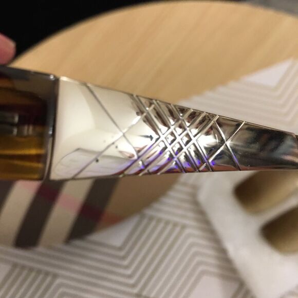 Vintage Burberry Shades with Interchangeable lenses - Picture 8 of 10